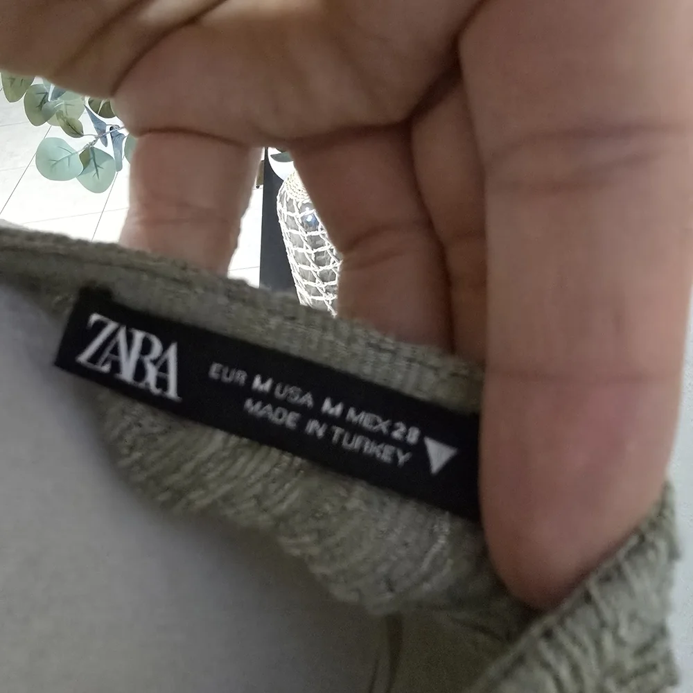 Zara Women’s Green Ruched Tulle Top M